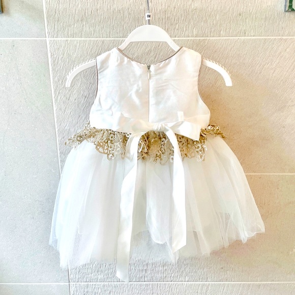 New ROMANO Ivory & Gold Tulle Baby Dress - 6 month - Picture 3 of 7
